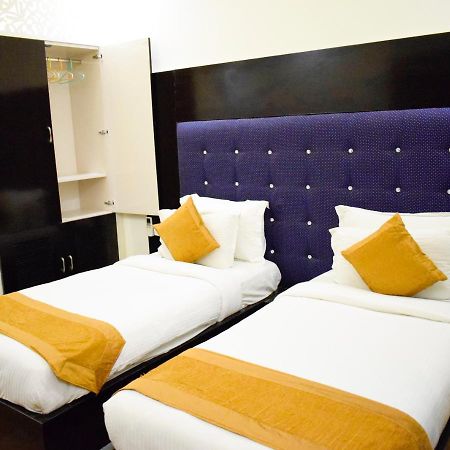 Hotel Pearl Blue Agra  Extérieur photo