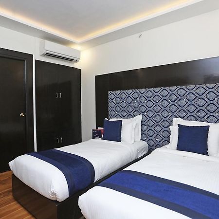 Hotel Pearl Blue Agra  Extérieur photo